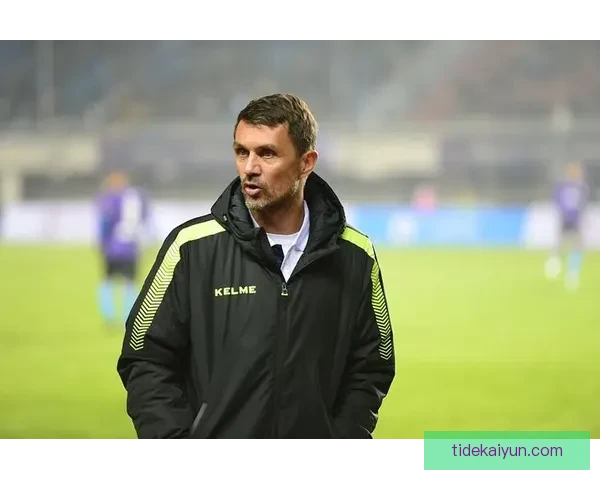 马尔蒂尼边后卫角色表现稳健，为球队带来稳定防守支持